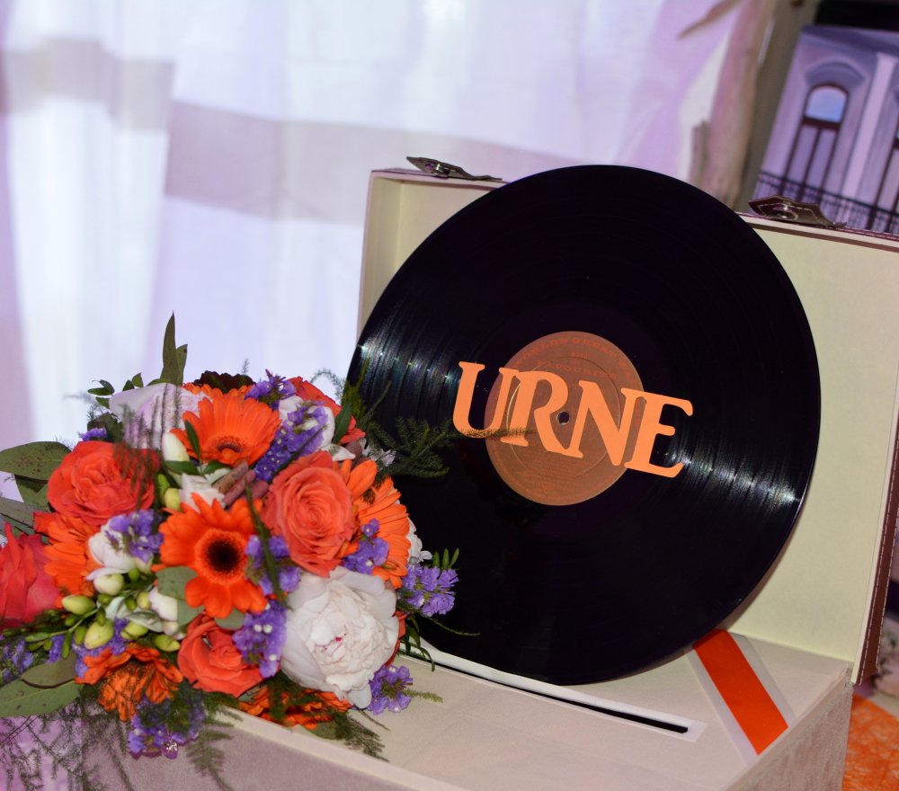 Urne mariage disco